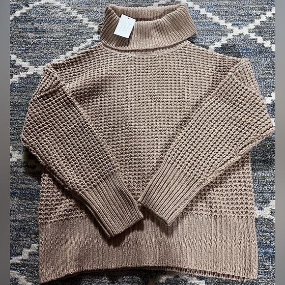 NWT Mudpie Size S Waffle Sweater Taupe - Picture 2 of 6